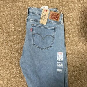 NEW Women's 711 Skinny Light Blue Jeans